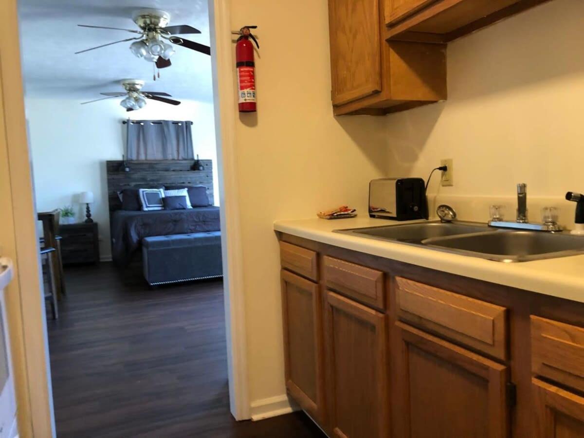 Music Studio Getaway, Close To Entertainment! McMinnville Екстериор снимка